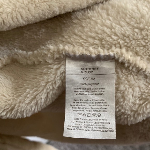 Summer & Rose Robe - Picture 6 of 6